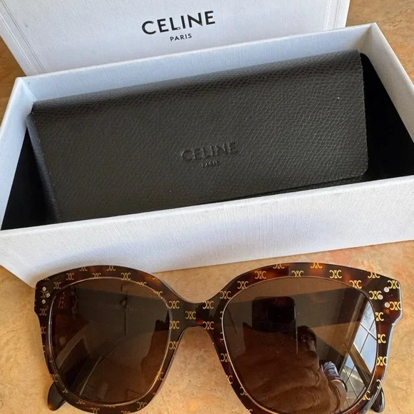 Celine Tortoise Shell Triomphe Sunglasses - Picture 1 of 5